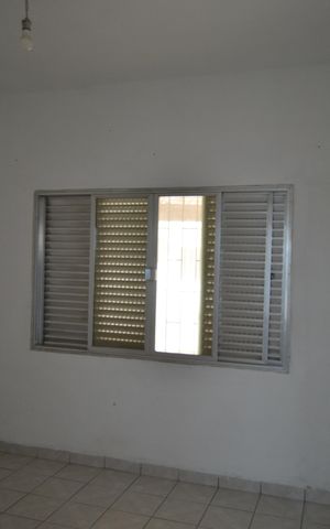 Casa à venda com 165m², 4 quartos e 2 vagasQuarto 2