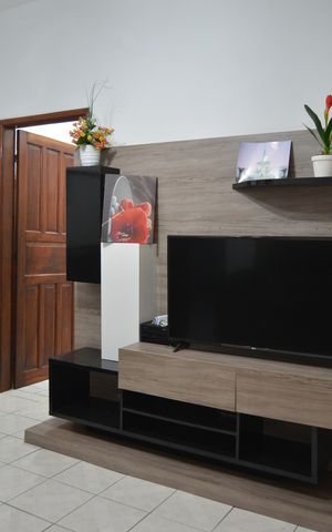 Casa à venda com 165m², 4 quartos e 2 vagasSala