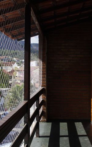 Casa de condomínio à venda com 303m², 5 quartos e 2 vagasVaranda