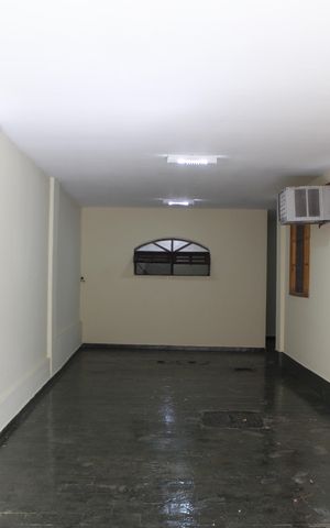 Casa de condomínio à venda com 303m², 5 quartos e 2 vagasGaragem