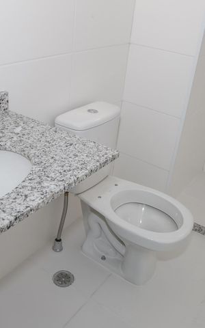 Apartamento à venda com 54m², 2 quartos e 1 vaga Apartamento à venda com 54m², 2 quartos e 1 vagaBanheiro da Suíte