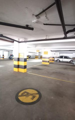 Apartamento para alugar com 38m², 1 quarto e 1 vaga Apartamento para alugar com 38m², 1 quarto e 1 vagaGaragem