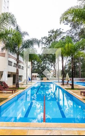 Apartamento à venda com 95m², 3 quartos e 2 vagas Apartamento à venda com 95m², 3 quartos e 2 vagasÁrea comum - Piscina