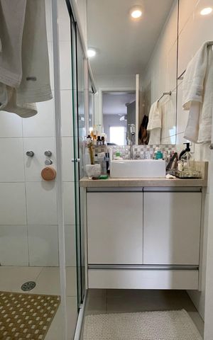 Apartamento à venda com 95m², 3 quartos e 2 vagas Apartamento à venda com 95m², 3 quartos e 2 vagasBanheiro da Suíte