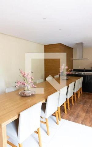 Apartamento à venda com 95m², 3 quartos e 2 vagas Apartamento à venda com 95m², 3 quartos e 2 vagasÁrea comum - Salão de festas