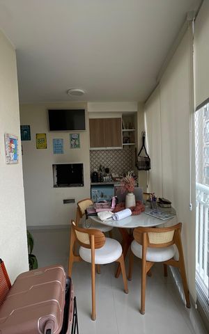 Apartamento à venda com 95m², 3 quartos e 2 vagas Apartamento à venda com 95m², 3 quartos e 2 vagasVaranda