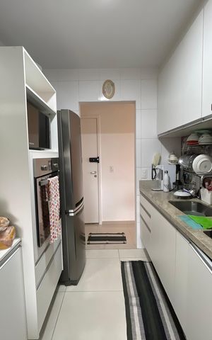 Apartamento à venda com 95m², 3 quartos e 2 vagas Apartamento à venda com 95m², 3 quartos e 2 vagasCozinha