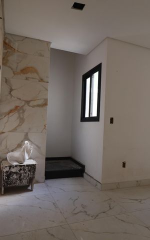 Apartamento à venda com 140m², 3 quartos e 2 vagasCozinha