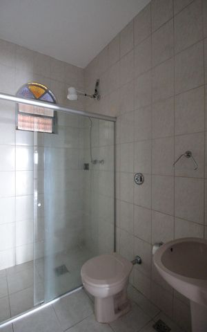 Casa para alugar com 160m², 3 quartos e 1 vagaBanheiro Social