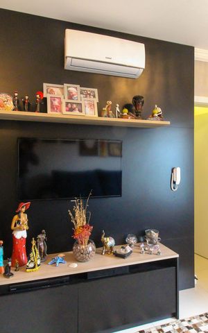 Casa de condomínio à venda com 131m², 3 quartos e 2 vagas Casa de condomínio à venda com 131m², 3 quartos e 2 vagasSala