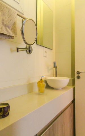 Casa de condomínio à venda com 131m², 3 quartos e 2 vagas Casa de condomínio à venda com 131m², 3 quartos e 2 vagasLavabo