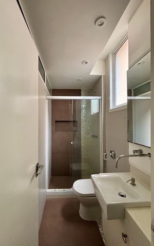 Apartamento para alugar com 73m², 3 quartos e sem vaga Apartamento para alugar com 73m², 3 quartos e sem vagaBanheiro Suíte