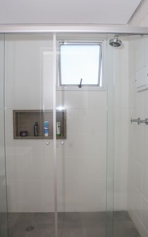 Apartamento à venda com 129m², 3 quartos e 2 vagas Apartamento à venda com 129m², 3 quartos e 2 vagasBanheiro da Suíte 1