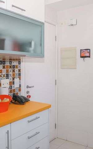 Apartamento à venda com 129m², 3 quartos e 2 vagas Apartamento à venda com 129m², 3 quartos e 2 vagasCozinha
