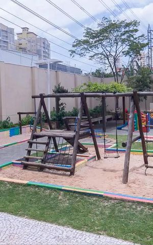 Apartamento à venda com 129m², 3 quartos e 2 vagas Apartamento à venda com 129m², 3 quartos e 2 vagasÁrea comum - Playground