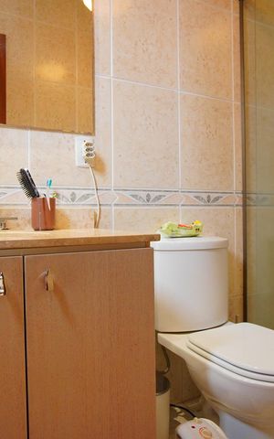 Casa à venda com 160m², 3 quartos e 2 vagasBanheiro da Suíte 