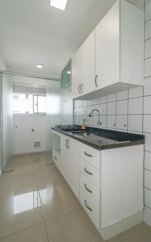 Apartamento à venda com 51m², 2 quartos e 1 vagaCozinha e Área de Serviço