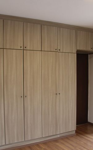 Casa à venda com 240m², 4 quartos e 4 vagasSuíte
