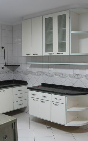 Casa à venda com 240m², 4 quartos e 4 vagasCozinha