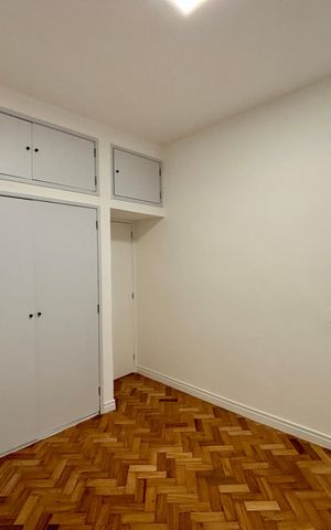 Apartamento à venda com 165m², 3 quartos e 1 vaga Apartamento à venda com 165m², 3 quartos e 1 vagaQuarto 2