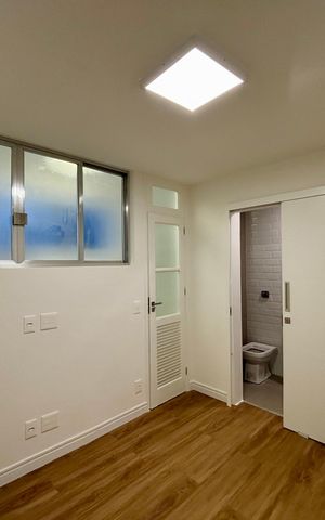 Apartamento à venda com 165m², 3 quartos e 1 vaga Apartamento à venda com 165m², 3 quartos e 1 vagaQuarto de Serviço