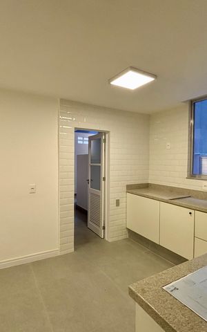 Apartamento à venda com 165m², 3 quartos e 1 vaga Apartamento à venda com 165m², 3 quartos e 1 vagaCozinha