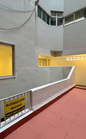 Apartamento à venda com 165m², 3 quartos e 1 vaga Apartamento à venda com 165m², 3 quartos e 1 vagaÁrea de Serviço