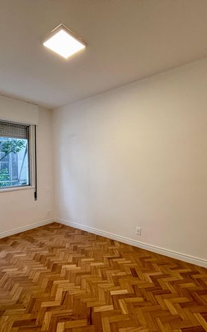Apartamento à venda com 165m², 3 quartos e 1 vaga Apartamento à venda com 165m², 3 quartos e 1 vagaQuarto 1
