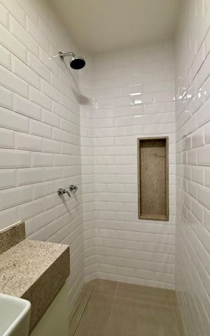 Apartamento à venda com 165m², 3 quartos e 1 vaga Apartamento à venda com 165m², 3 quartos e 1 vagaBanheiro de Serviço