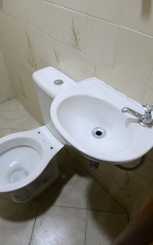 Casa à venda com 260m², 3 quartos e 3 vagasBanheiro de Serviço