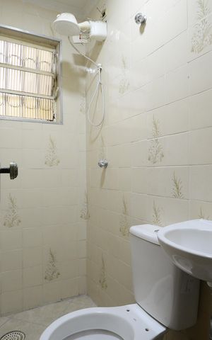 Casa à venda com 260m², 3 quartos e 3 vagasBanheiro de Serviço