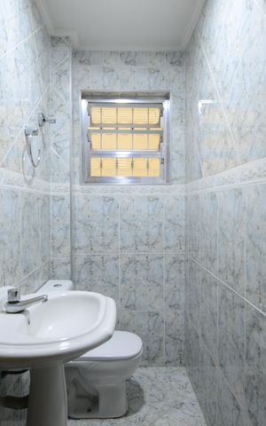 Casa à venda com 260m², 3 quartos e 3 vagasLavabo
