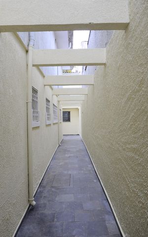 Casa à venda com 260m², 3 quartos e 3 vagasCorredor