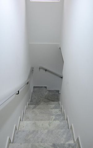 Casa à venda com 260m², 3 quartos e 3 vagasBanheiro