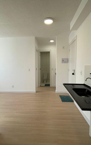 Apartamento à venda com 34m², 2 quartos e sem vaga Apartamento à venda com 34m², 2 quartos e sem vagaCozinha e Área de Serviço