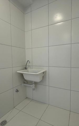Apartamento à venda com 34m², 2 quartos e sem vaga Apartamento à venda com 34m², 2 quartos e sem vagaCozinha e Área de Serviço