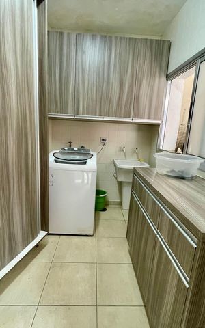 Casa à venda com 200m², 3 quartos e 2 vagas Casa à venda com 200m², 3 quartos e 2 vagasÁrea de Serviço