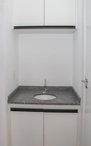 Apartamento à venda com 40m², 1 quarto e sem vaga Apartamento à venda com 40m², 1 quarto e sem vagaBanheiro Social