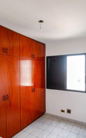 Apartamento para alugar com 123m², 3 quartos e 1 vaga Apartamento para alugar com 123m², 3 quartos e 1 vagaQuarto 1