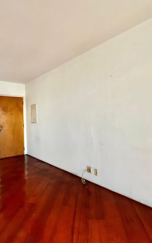Apartamento à venda com 62m², 2 quartos e 1 vaga Apartamento à venda com 62m², 2 quartos e 1 vagaSala