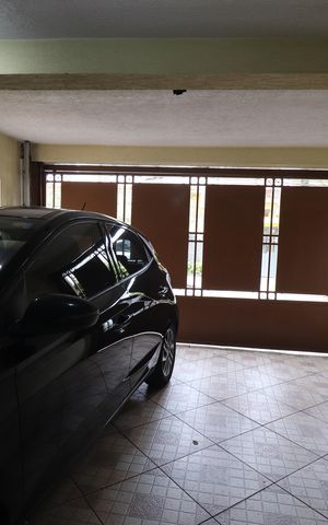 Casa à venda com 150m², 3 quartos e 3 vagasGaragem