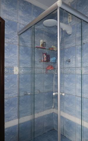 Casa à venda com 150m², 3 quartos e 3 vagasBanheiro da Suíte