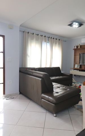 Casa à venda com 150m², 3 quartos e 3 vagasSala