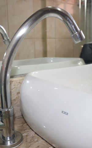 Casa à venda com 150m², 3 quartos e 3 vagasBanheiro 2