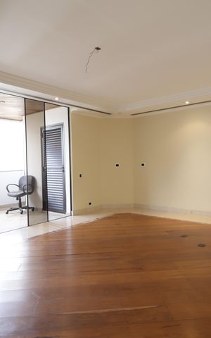 Apartamento para alugar com 637m², 4 quartos e 4 vagasSala