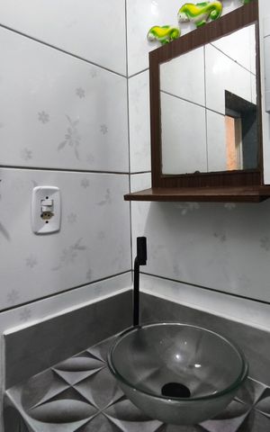 Casa para alugar com 92m², 2 quartos e 1 vaga Casa para alugar com 92m², 2 quartos e 1 vagaBanheiro