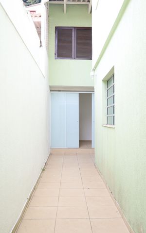 Casa para alugar com 120m², 3 quartos e 2 vagasCorredor