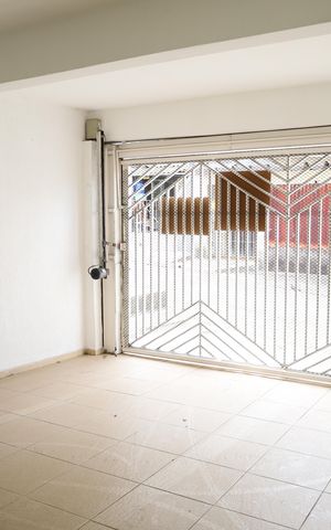 Casa para alugar com 120m², 3 quartos e 2 vagasGaragem