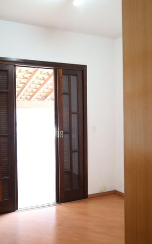 Casa para alugar com 120m², 3 quartos e 2 vagasQuarto