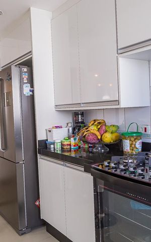 Apartamento à venda com 153m², 2 quartos e 2 vagas Apartamento à venda com 153m², 2 quartos e 2 vagasCozinha